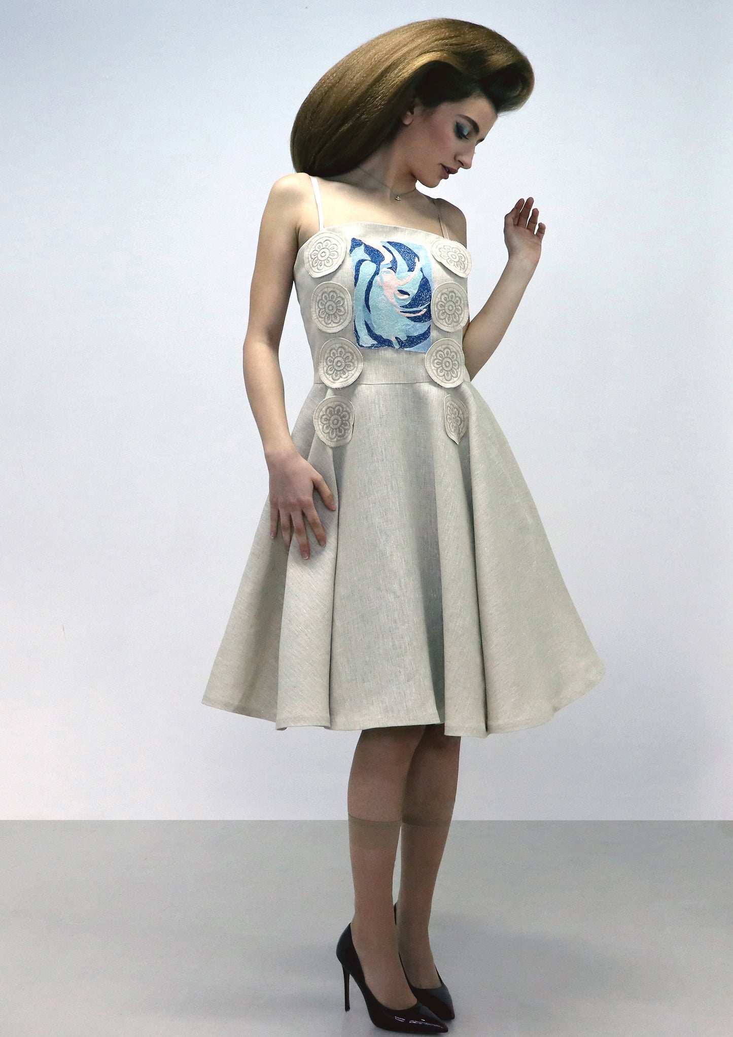 BETWEEN HEAVEN AND EARTH soft beige ballet dress